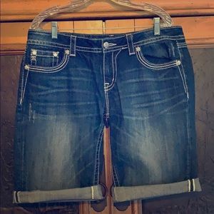 Miss Me Blue Jean Bermuda Easy Shorts Size 32